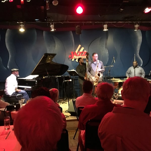 Photo taken at Jazz Kitchen by Martha Ellen T. on 9/22/2016