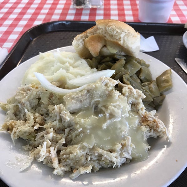 Photo taken at Matthews Cafeteria by Ty S. on 10/4/2018