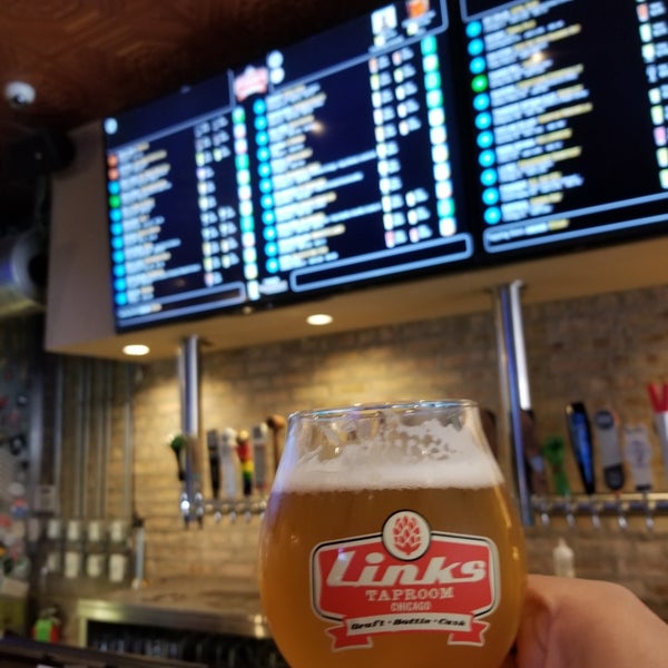 Photo taken at Links Taproom by Curtiss J. on 6/6/2019