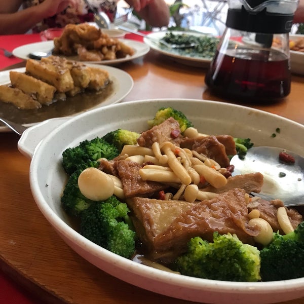 Photos At The Legend Vegetarian Cafe 传说素食餐厅 Kuching Sarawak