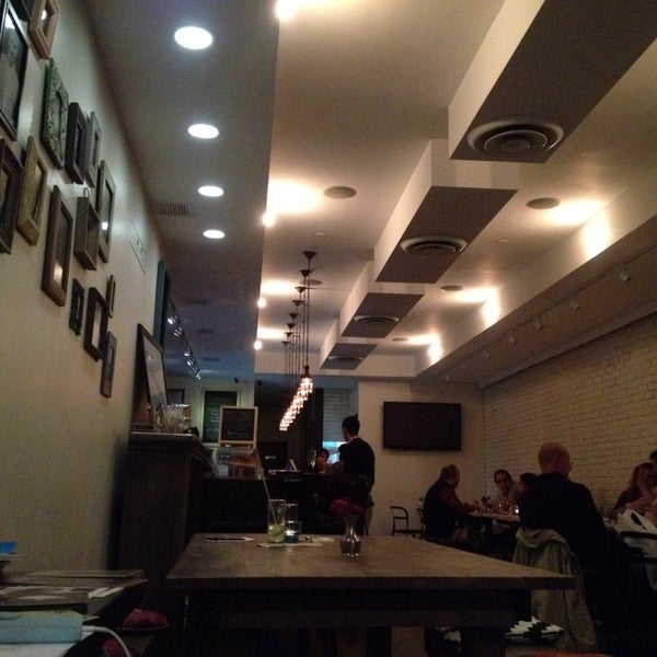 9/28/2013에 Ye Ri H.님이 Cafe Nadery에서 찍은 사진