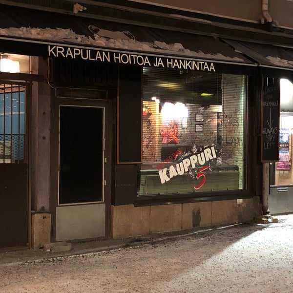 Foto diambil di Bar &amp; Grill Kauppuri 5 oleh Juhani P. pada 2/21/2018