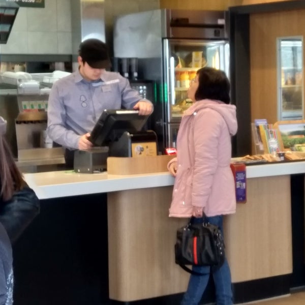 Photo taken at McDonald&#39;s by Petri on 4/6/2019