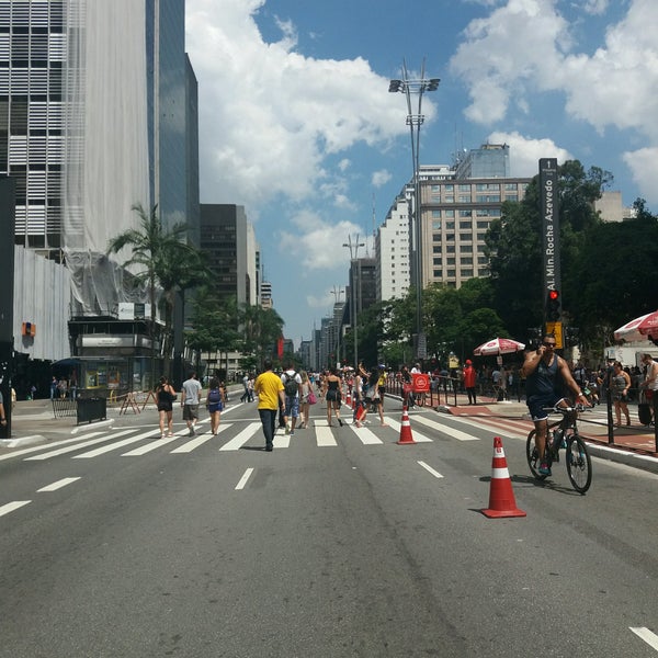 Das Foto wurde bei Avenida Paulista von kathita d. am 1/29/2017 aufgenommen