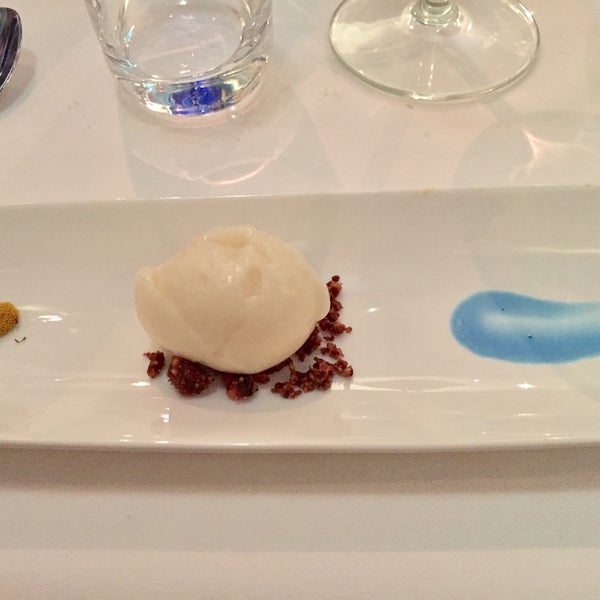 Blue Pepper Asian Restaurant in Helmersbuurt