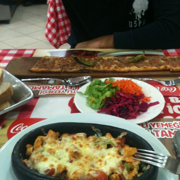 konyalı etli ekmek