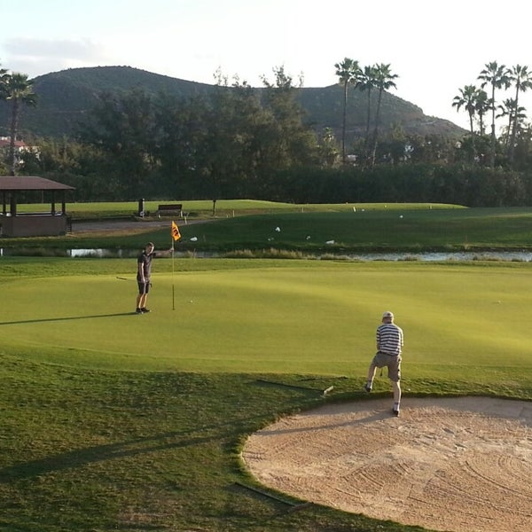 Das Foto wurde bei Golf Las Americas von Dirk D. am 2/9/2014 aufgenommen