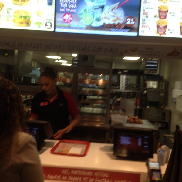 Photo taken at KFC by Guillaume D. on 5/12/2015