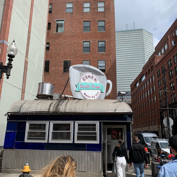 4/19/2019 tarihinde Orwa Y.ziyaretçi tarafından South Street Diner'de çekilen fotoğraf
