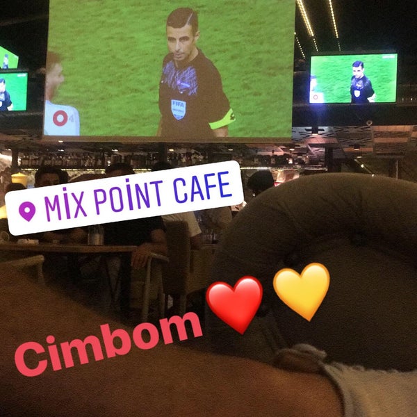 Photo taken at Mix Point Cafe &amp; Restaurant by Asım E. on 8/25/2019