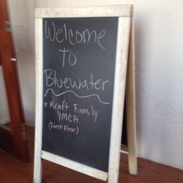 4/8/2015에 JJ M.님이 Bluewater Grill에서 찍은 사진