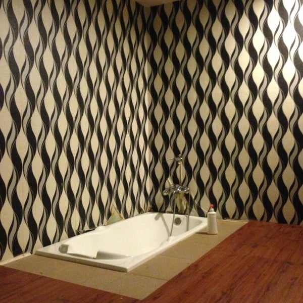 Paragon Mall (Sekarang Ditutup) 4 tips