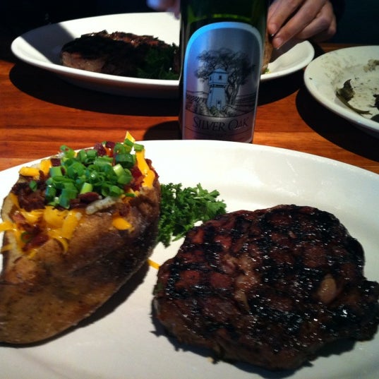 Photos at Houston's 17355 Biscayne Blvd