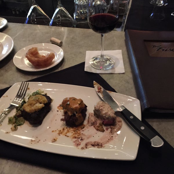 Photo taken at Del Frisco&#39;s Double Eagle Steakhouse by Ervin M. on 1/5/2015