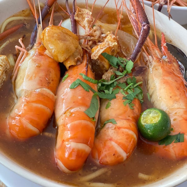 mee udang tanjung dawai Boris Davidson