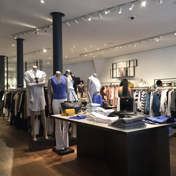 INTERMIX Boutique in SoHo