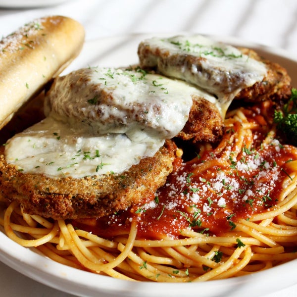 Dominic's Casual Italian Italian Restaurant in Kansas City