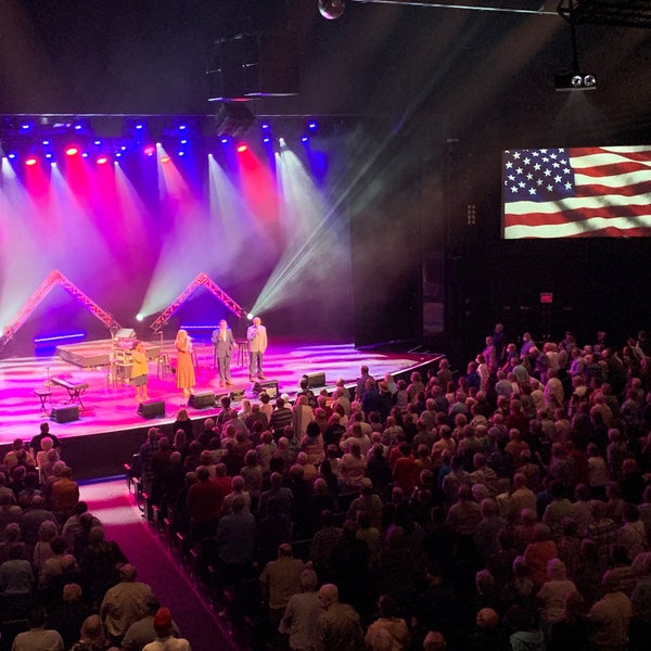 American Music Theatre Christmas Show 2022 Millers Smorgesburg Photos At American Music Theatre - Concert Hall In Lancaster