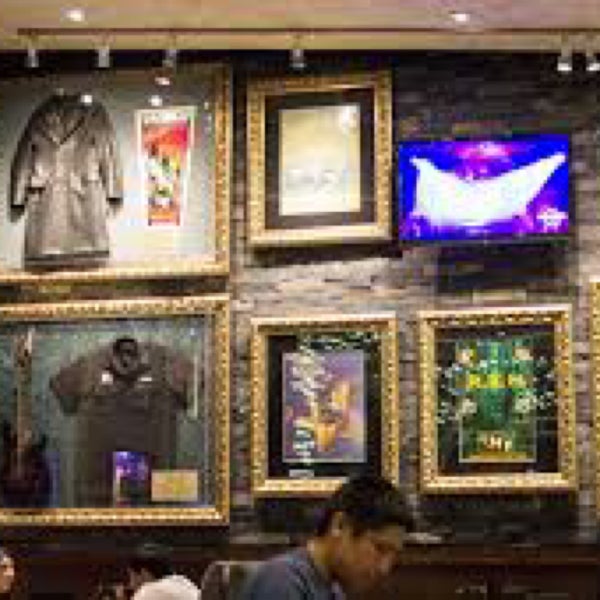 Foto diambil di Hard Rock Cafe Lima oleh Ernesto C. pada 9/1/2017