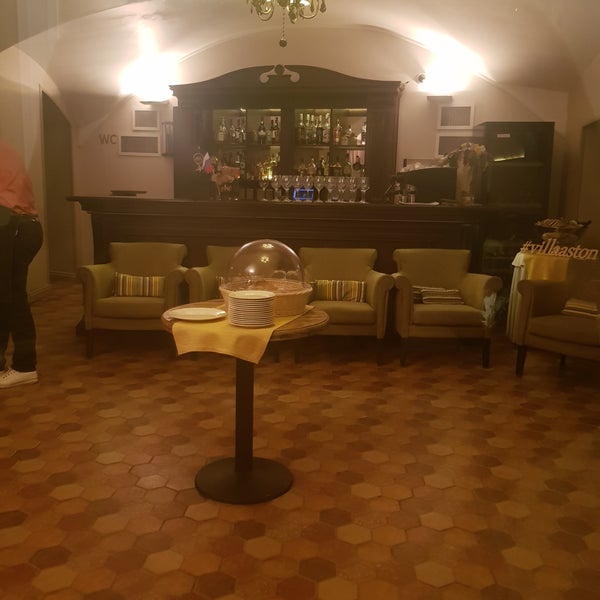 Photo taken at Villa Aston Restaurant and Hotel Aston 4* by Javier O. on 6/13/2018
