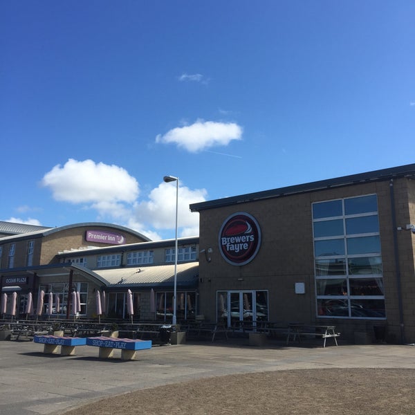 Ocean Plaza (Brewers Fayre) Pub