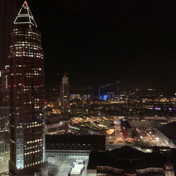 Photo taken at Frankfurt Marriott Hotel by Arthur von Mandel on 11/30/2019