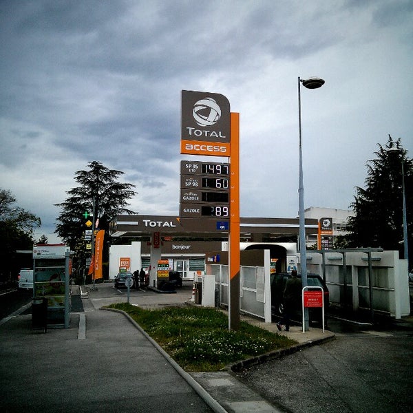 Тотал логотип. Total access. Total access. Total access. Discount for perfect emailer.