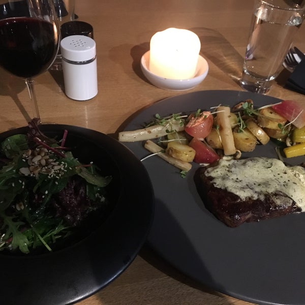 Çok seçenek yok , ben steak yedim fakat oda 25 € etmez.... :(