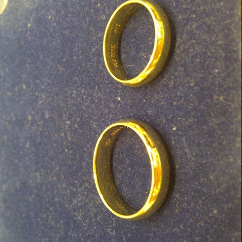 Poh Kong Bkt Raja Jewelry Store In Klang