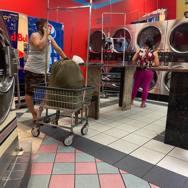 Forest 24 Hour Laundromat Alexandria, VA