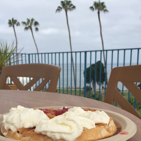 Photo taken at La Jolla Cove Suites by R on 7/28/2015