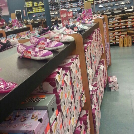 skechers outlet 77084