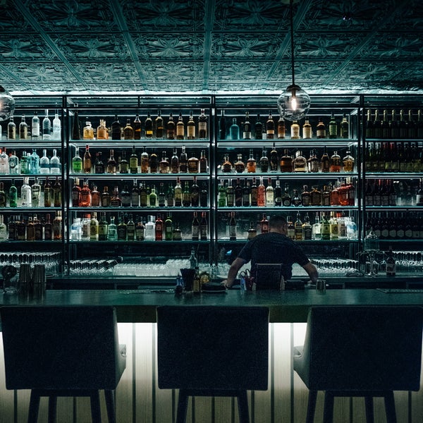 Photo taken at Founder Restaurant &amp; Bar by Verne H. on 6/2/2018