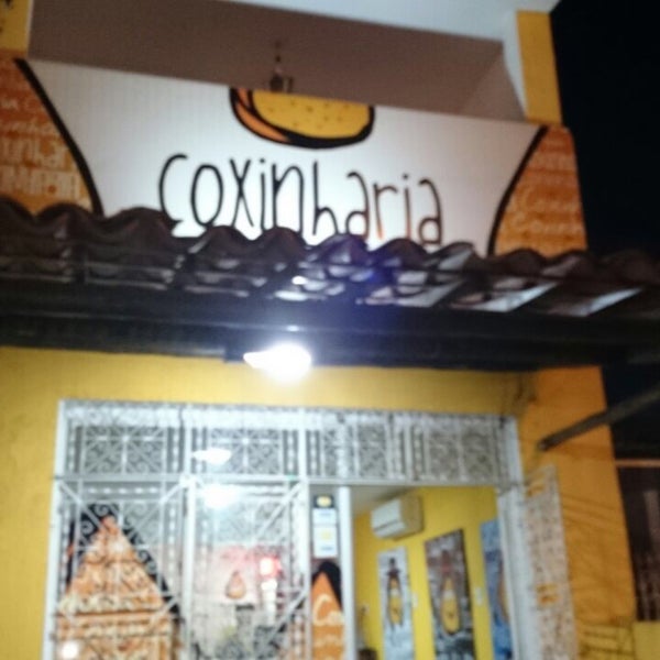 Das Foto wurde bei Coxinharia Snack Bar von Bárbara M. am 12/11/2014 aufgenommen