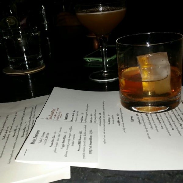 Foto scattata a Bookmakers Cocktail Club da Biffrey B. il 11/8/2014