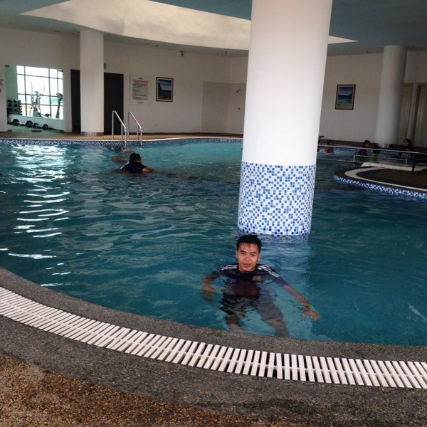 Photos At Swimming Pool Holiday Villa Pool In Kota Bharu