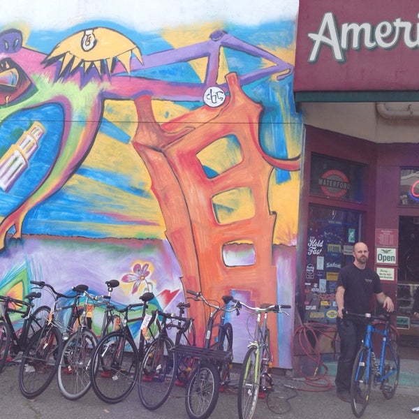 รูปภาพถ่ายที่ American Cyclery โดย Brian K. เมื่อ 2/17/2014