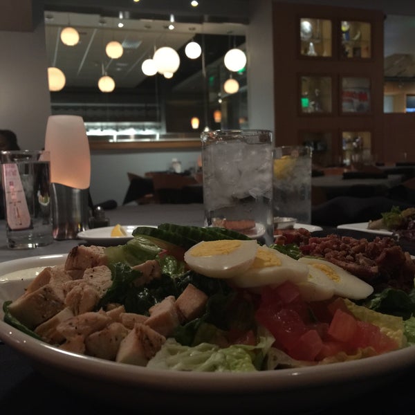 2/4/2016 tarihinde Emily W.ziyaretçi tarafından Eclipse Restaurant'de çekilen fotoğraf