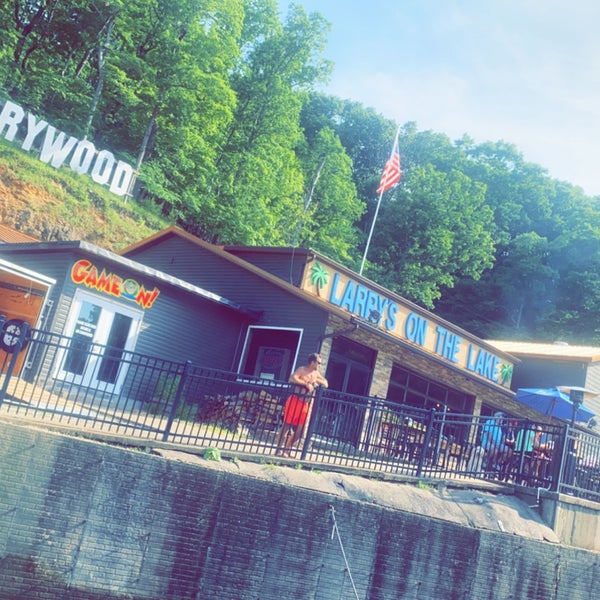 Larry’s On The Lake Camdenton, MO