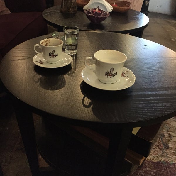 รูปภาพถ่ายที่ Keçi Cafe โดย BERKAN E. เมื่อ 12/30/2017