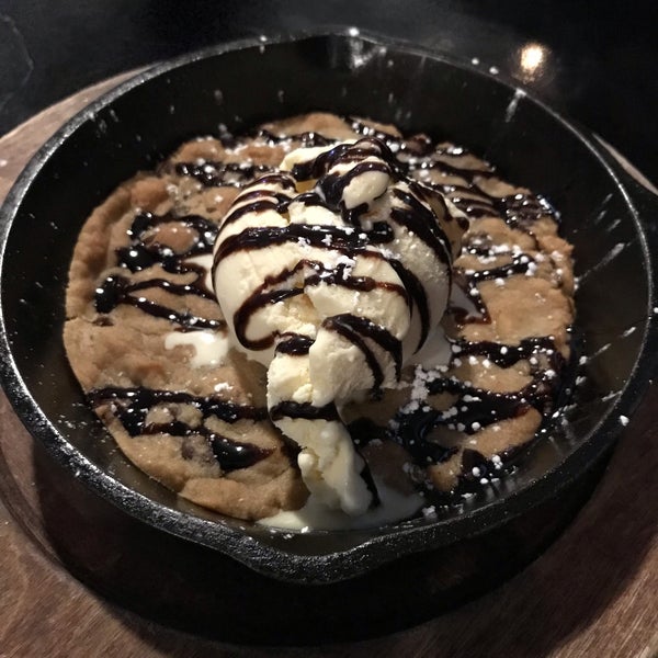 6/15/2019에 Sassy T.님이 Wayne Gretzky&#39;s Toronto에서 찍은 사진