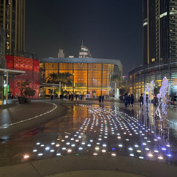 Foto scattata a Dubai Opera da Talal il 12/23/2023