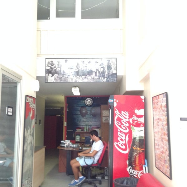 Foto tirada no(a) Fairplay Playstation-Guitar Hero Cafe Bakırköy por Arno B. em 8/26/2014