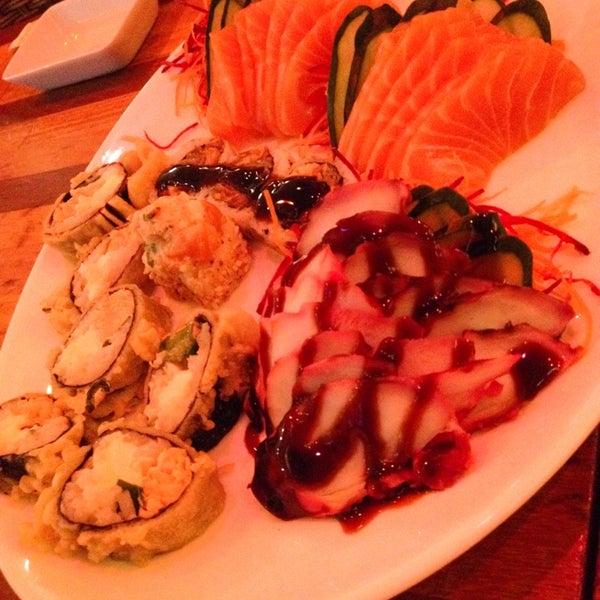 Foto tomada en Wasabi Sushi  por Leonardo N. el 5/11/2014