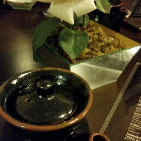 Photo taken at Satō Japanese Cuisine by Giovana N. on 9/18/2014