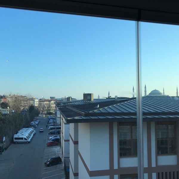 Photo taken at World Heritage Hotel by Hüseyin B. on 2/1/2018