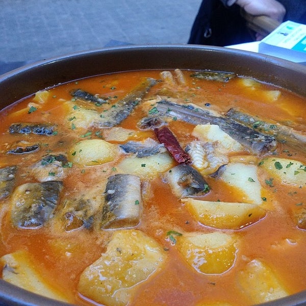 Das Foto wurde bei Restaurante-Taberna Alkázar von Cova Morales (. am 4/4/2014 aufgenommen