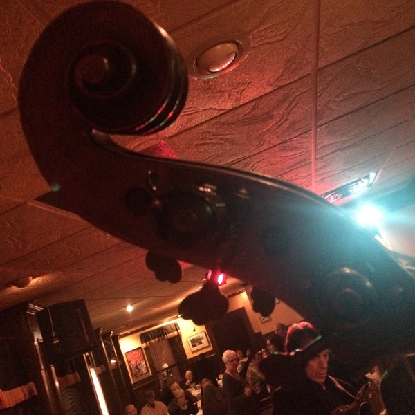 Photo taken at Pete Miller&#39;s Evanston by Stacy M. on 11/29/2015