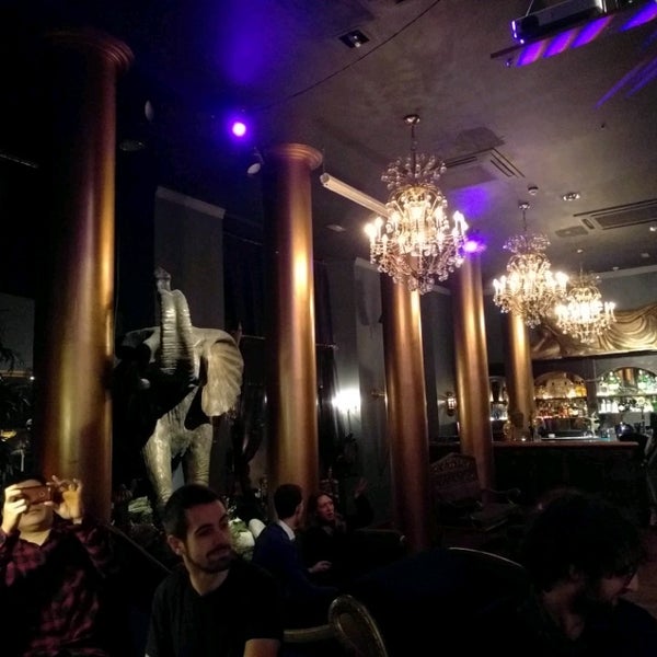12/14/2016にᴡ C.がElephant Restaurant &amp; Lounge Clubで撮った写真