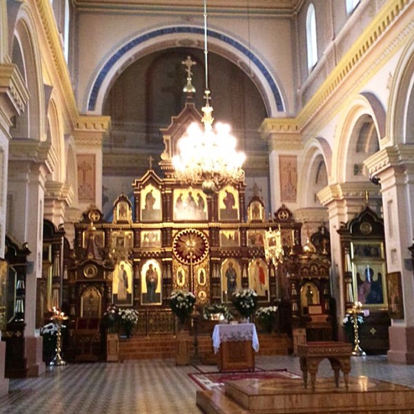 Покровский кафедральный собор подробнее